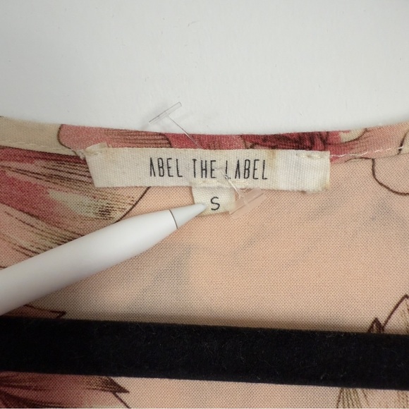 Abel The Label Blush Floral Ruffle Midi Dress Size Small - Picture 5 of 6